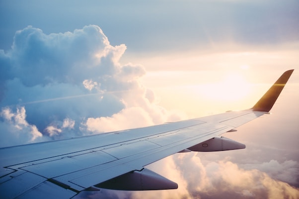imagem da asa de um avião